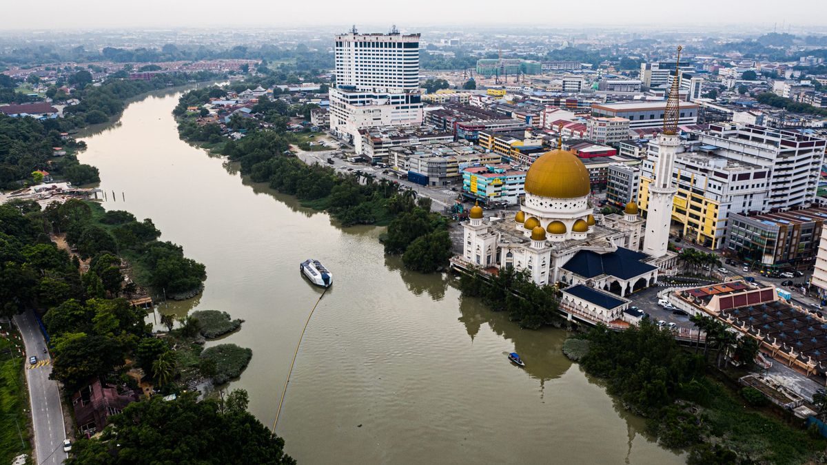 Interceptor 002, Klang River, Malaysia