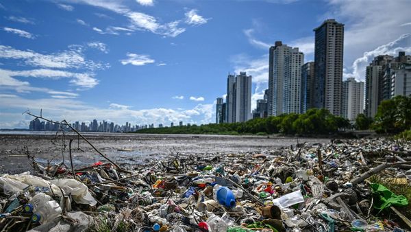 The Ocean Cleanup in Panama Bay