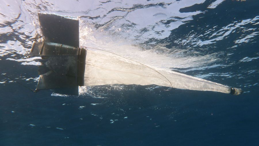 Surface sampling ‘Manta trawl’ in action. With a trawl, you can see how much microplastic there is per area trawled.