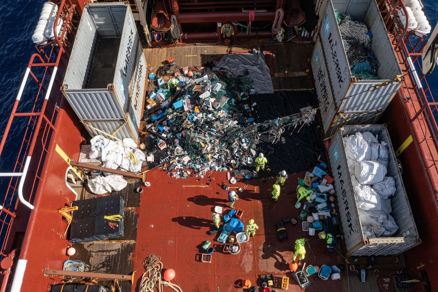 Plastic extraction on deck