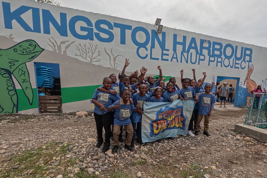Local schoolchildren at the Kingston Harbour Cleanup Project