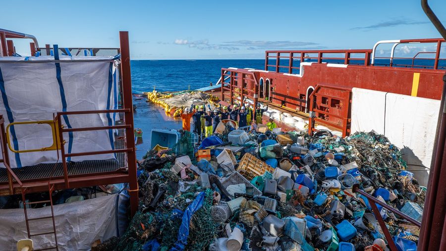 System 03's largest extraction: 18,360 kg (over 40,000 lbs) of trash on deck